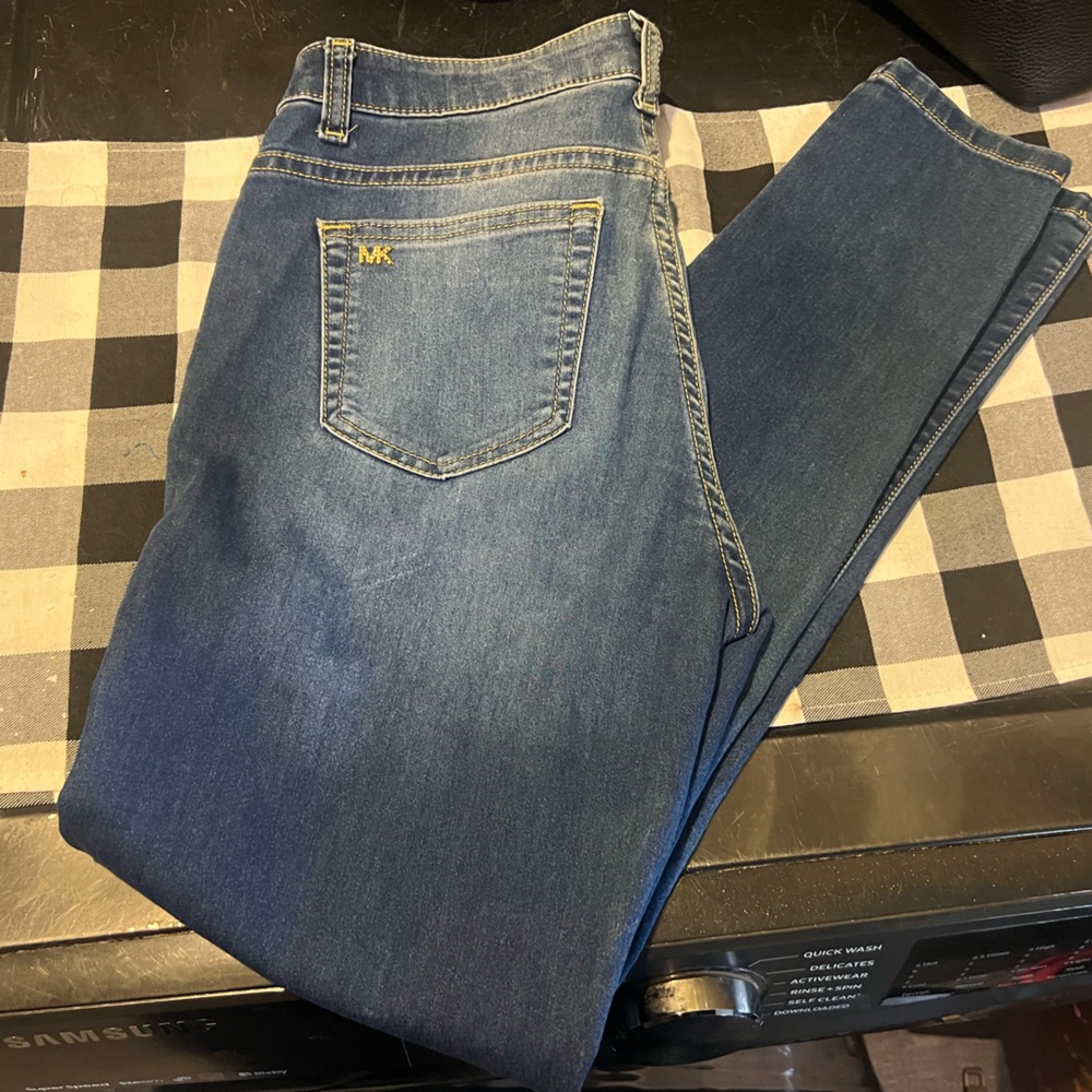 Mk jeans size 4